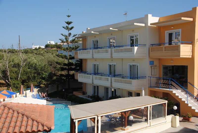 Dias Hotel Apartments Agia Marina  Exterior photo